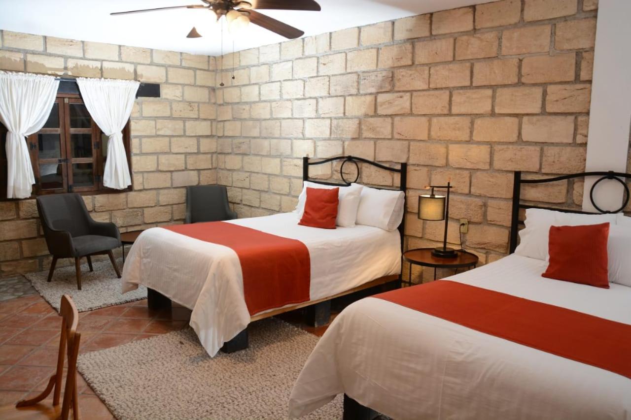 Hotel Mina Real Cedral Екстер'єр фото