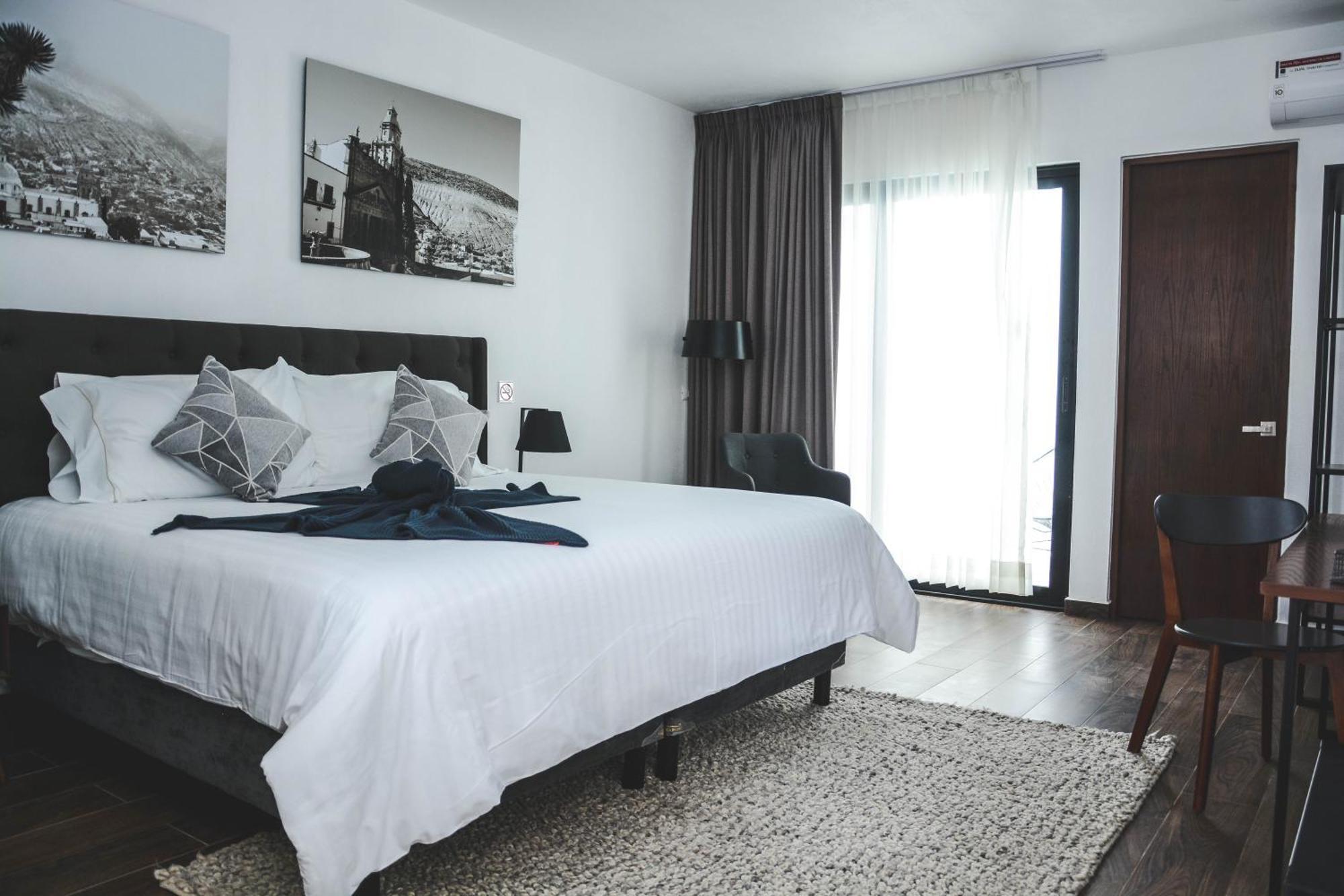 Hotel Mina Real Cedral Екстер'єр фото